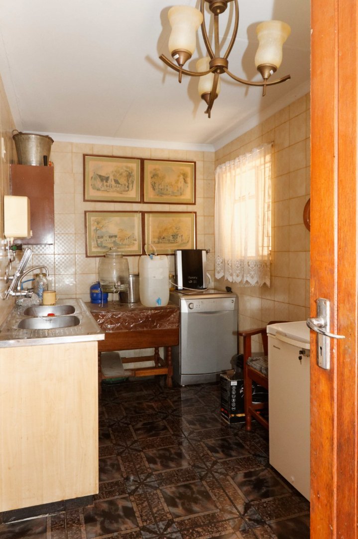 5 Bedroom Property for Sale in Wilkoppies North West